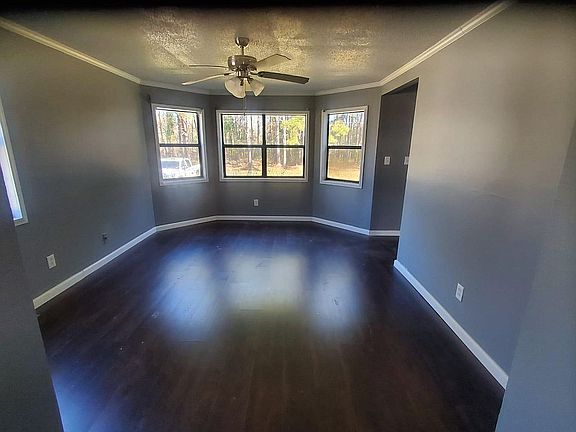 4th image of 425 N Darlington St