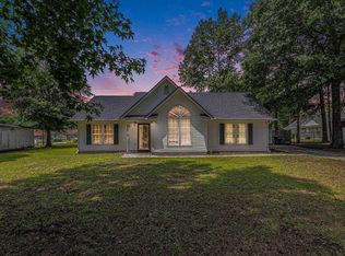 3429 Mishoe St, Loris, SC 29569