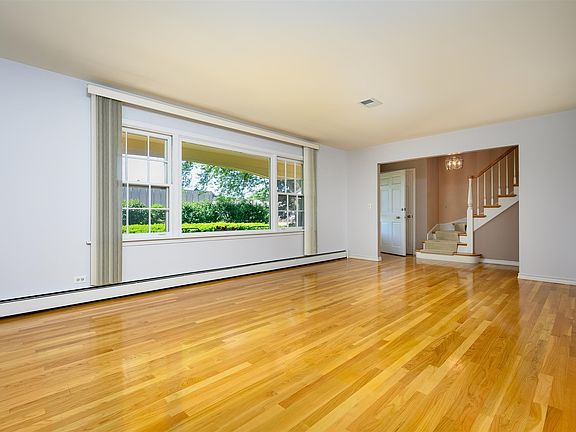 4th image of 346 W Cornell Ave