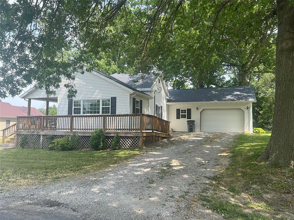 304 E Hoehn St, Carlinville, IL 62626 Zillow