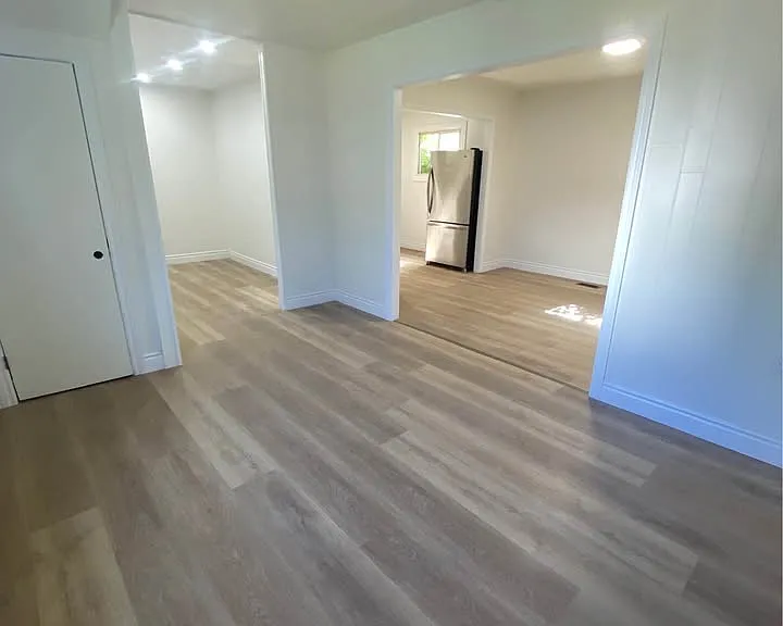 165 College Ave N #3 — Photo 9
