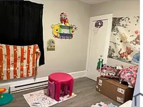 89 Cliftwood St APT 3R, Springfield, MA 01108