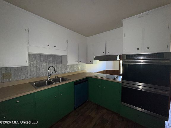 4th image of 5221 Forest Hill Rd