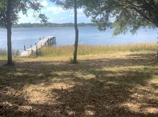 3151 Rodebush Ln, Navarre, FL 32566