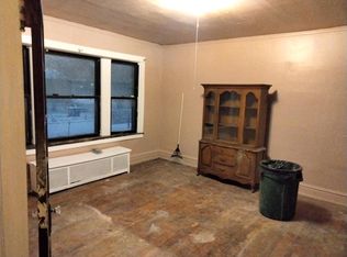 6830 S Indiana Ave, Chicago, IL 60637