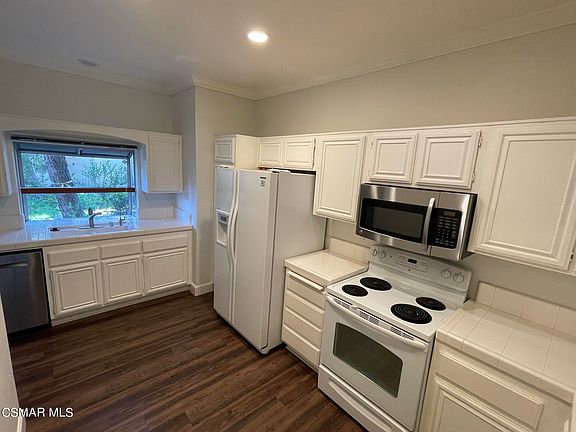 4th image of 637 Indian Oak Ln Unit 108