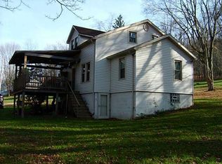 175 Humphries Ln, Fayette City, PA 15438