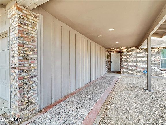 2nd image of 313 W TOPEKA Drive