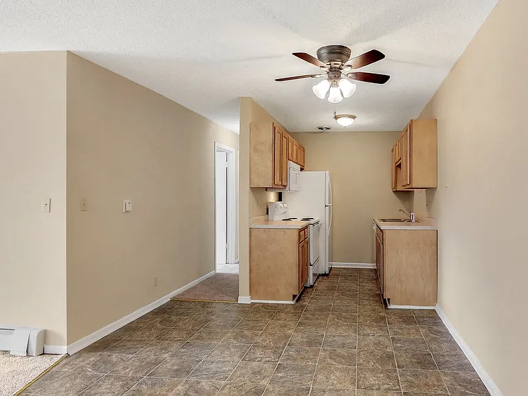 Oak Valley Apartments — Photo 73