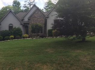 176 Tall Timbers Trl, Hendersonville, NC 28792
