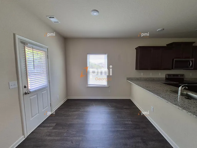 115 Foley Dr — Photo 3