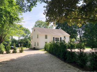 318 Boston Post Rd #1, Madison, CT 06443