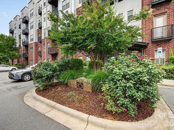3rd image of 2338 Yadkin Ave #502