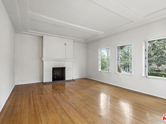 3rd image of 231 S Gale Dr #1/2