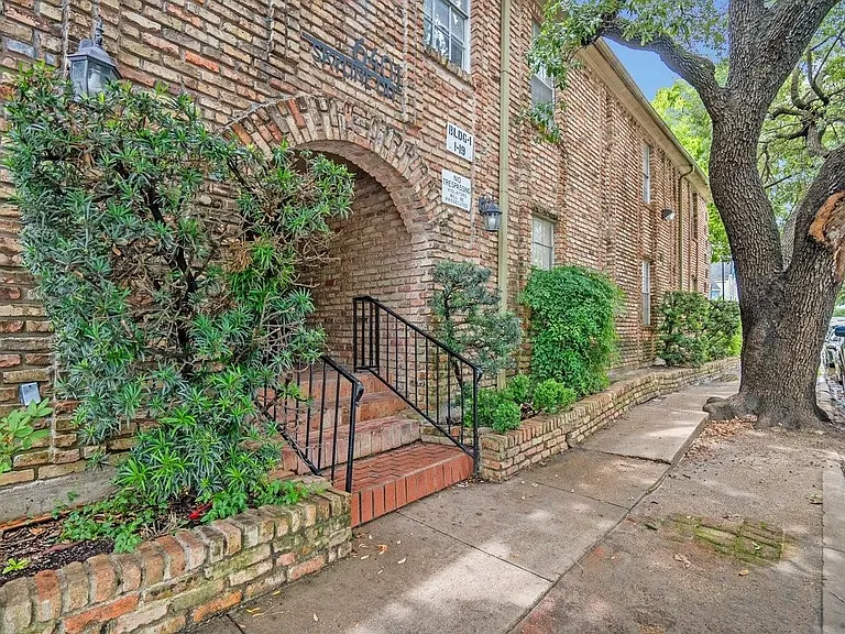 6401 Skyline Dr #5 — Photo 6