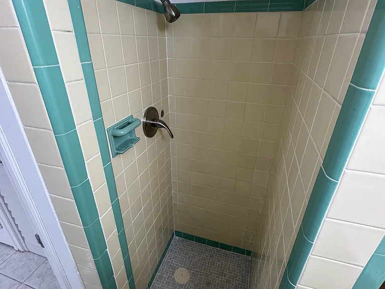 2439 Wilson St #2 — Photo 16