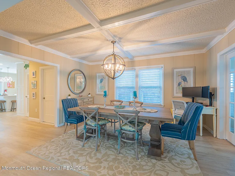 214 Atlantic Ave — Photo 9