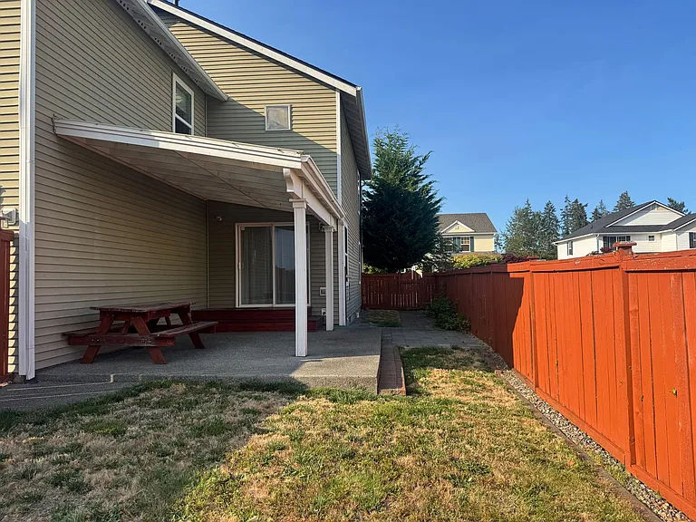 2811 Martin St — Photo 21
