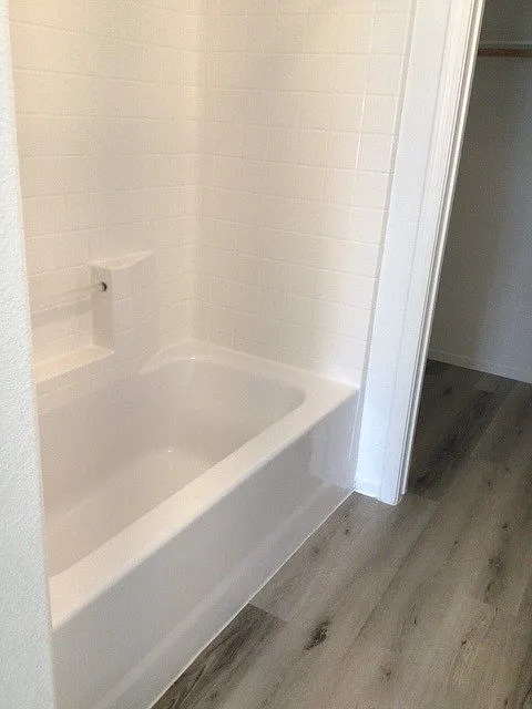 2 bed, 2.5 bath, 1020 sqft, $1,749 — Photo 4