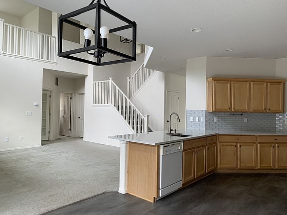 3rd image of 23965 E Willowbrook Ave