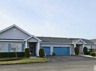 543 Highland Ct, Moriches, NY 11955