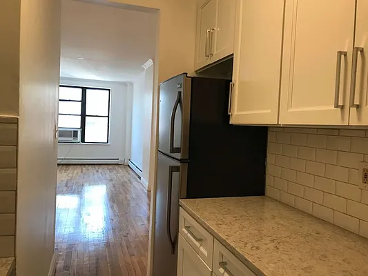 Rented by Sandra Ospina, Licensed Real Estate Broker | media 22