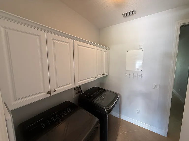 10482 Spruce Pine Ct — Photo 18
