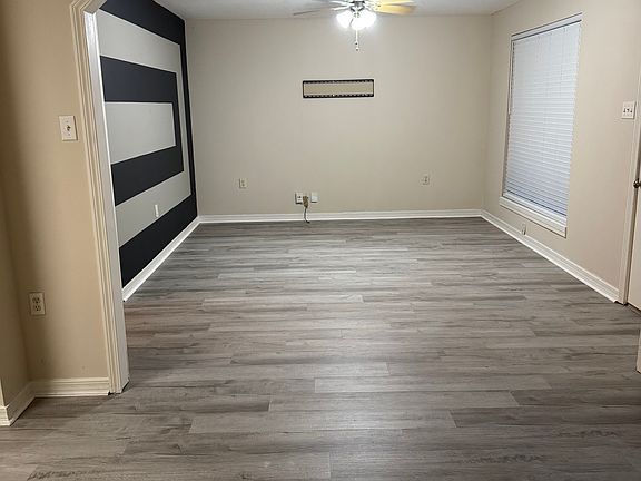 5th image of 126 Palm Springs Dr