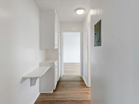 5th image of 1740 Park Ave APT 20