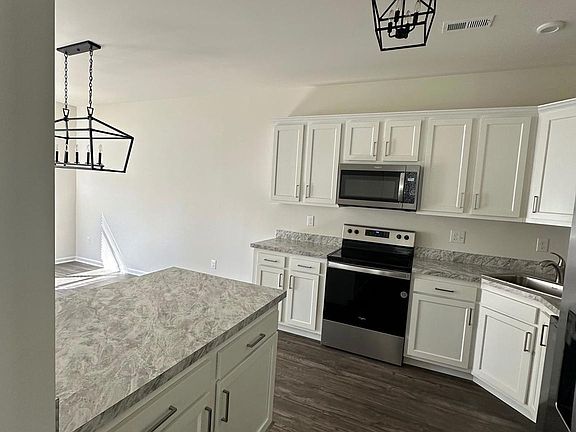 3rd image of 78 Tansboro Rd