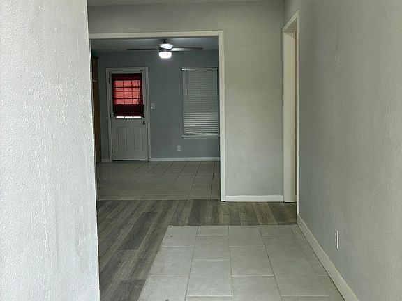 3rd image of 304 Fleetwood Dr