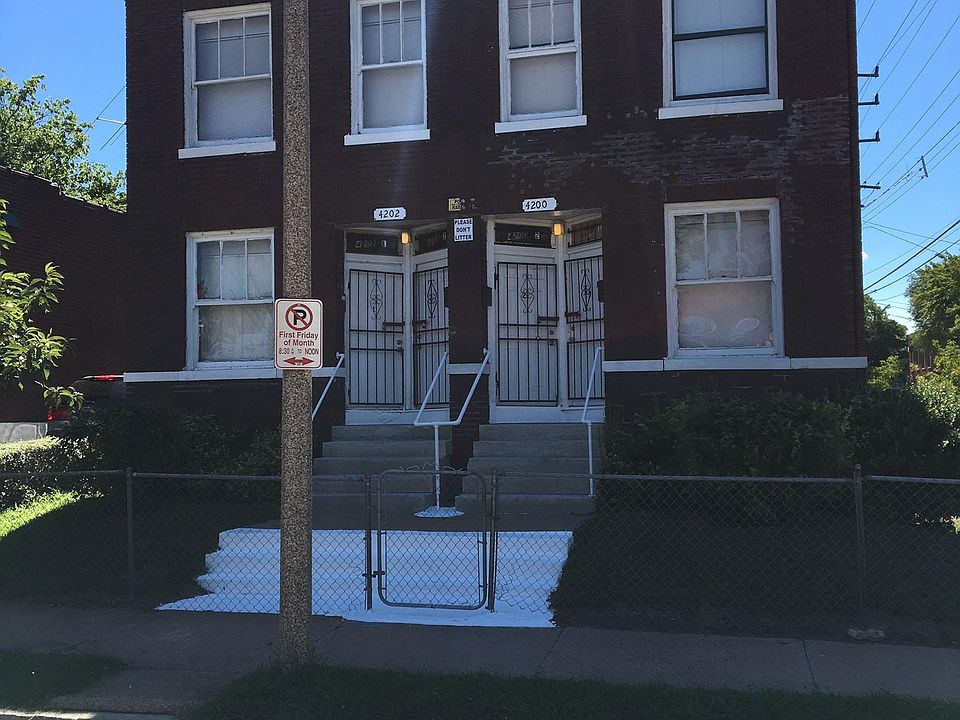 1st image of 4200 College Ave #1