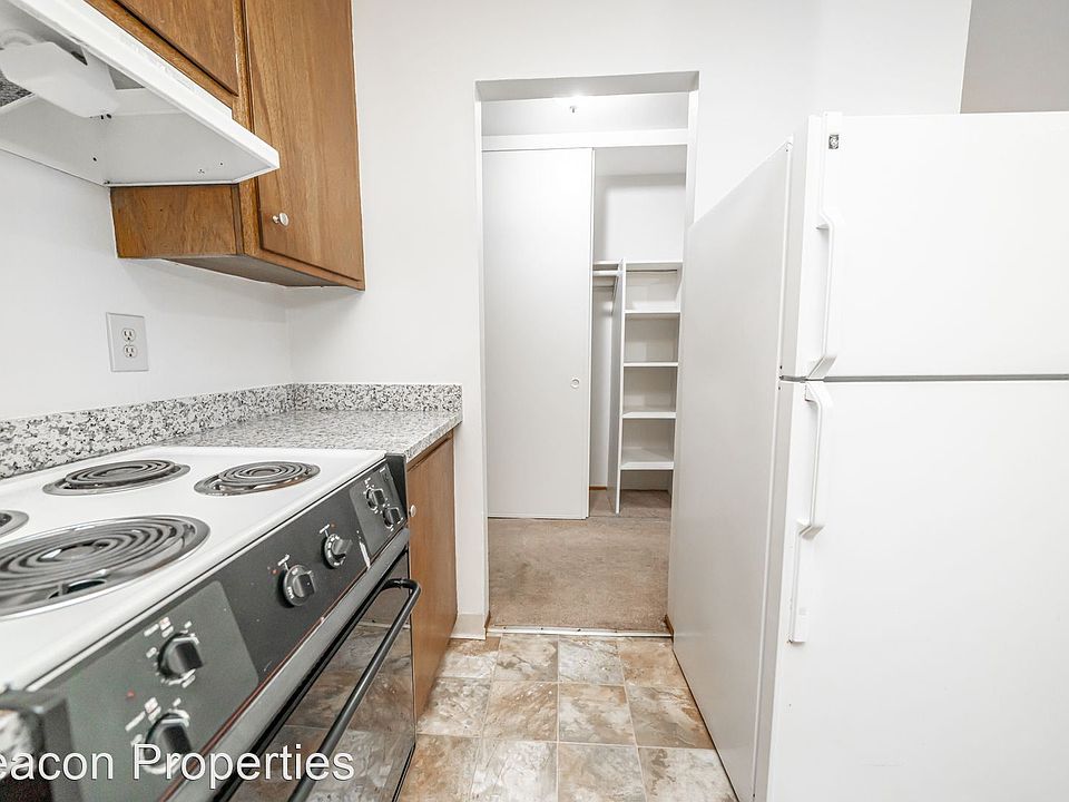 1st image of 541 Chetwood St APT 208