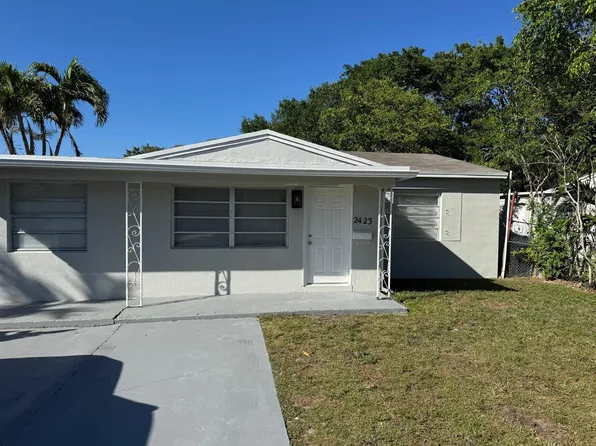 2423 Scott St, Hollywood, FL 33020