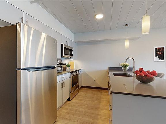 2nd image of 1225 Santa Fe Dr #4190767