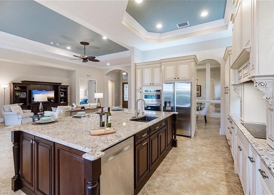 1st image of 11576 Amalfi Way