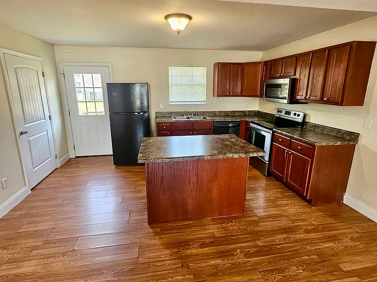1757 Broadway St #2 — Photo 1