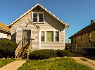 9761 S Winston Ave, Chicago, IL