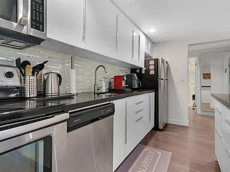 1117 Meridian Ave #5 — Photo 12
