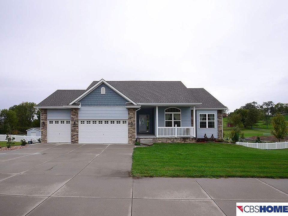 1st image of 15496 Chasemore Dr