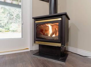 3400 Gaspe Pl, North Vancouver, BC V7H 1H3