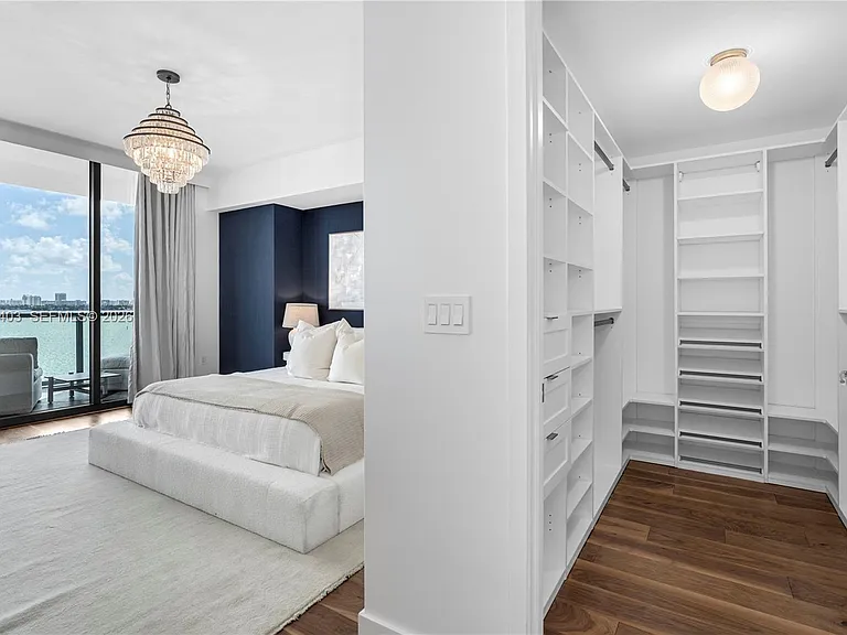 788 NE 23rd St #902 — Photo 17