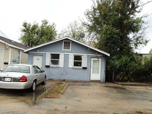 1st image of 8920 Heaton St