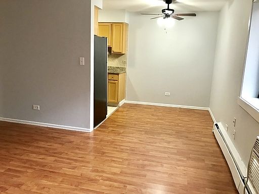 4th image of 6029 N Winthrop Ave APT 407