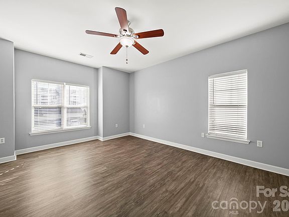 2nd image of 17113 Doe Valley Ct