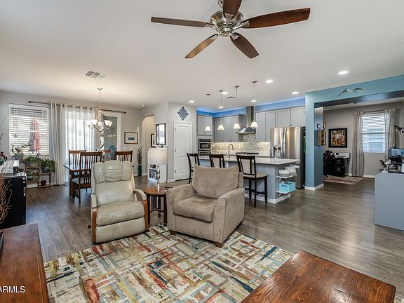 4th image of 40802 W PORTIS Drive