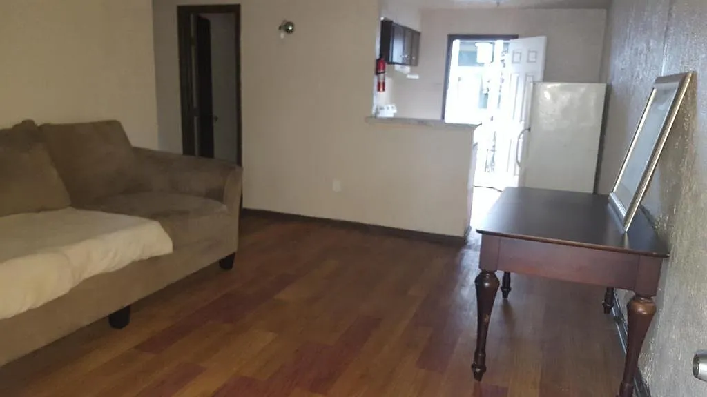 4612 Maggie St — Photo 1