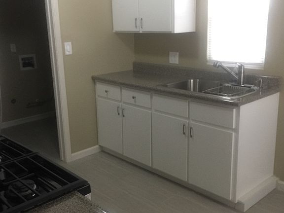 3rd image of 8837 La Mesa Blvd #8839