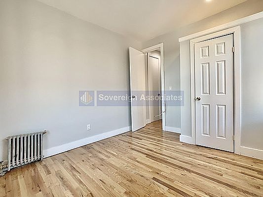 5th image of 518 W 204th St #4/1