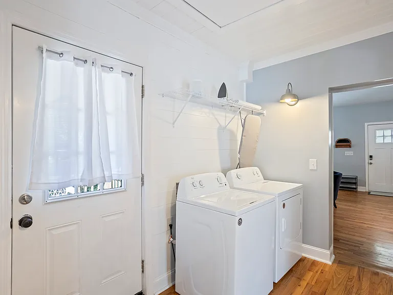 4879 Vaucluse Rd — Photo 5